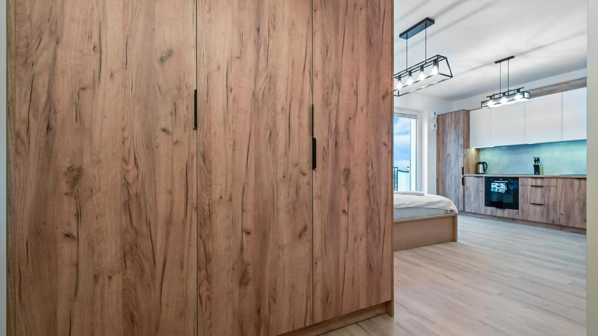 Apartment Stylish Studio. Free Parking. Warsaw Poland